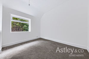 bedroom2- click for photo gallery